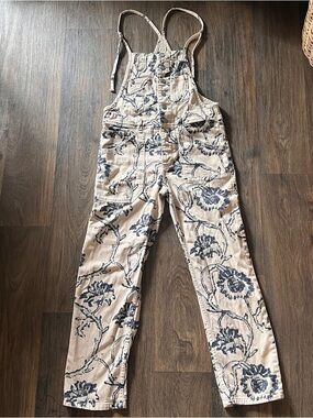 Pilcro by Anthropologie Cottagecore Boho Indie Navy & Cream Overalls 97% Cotton